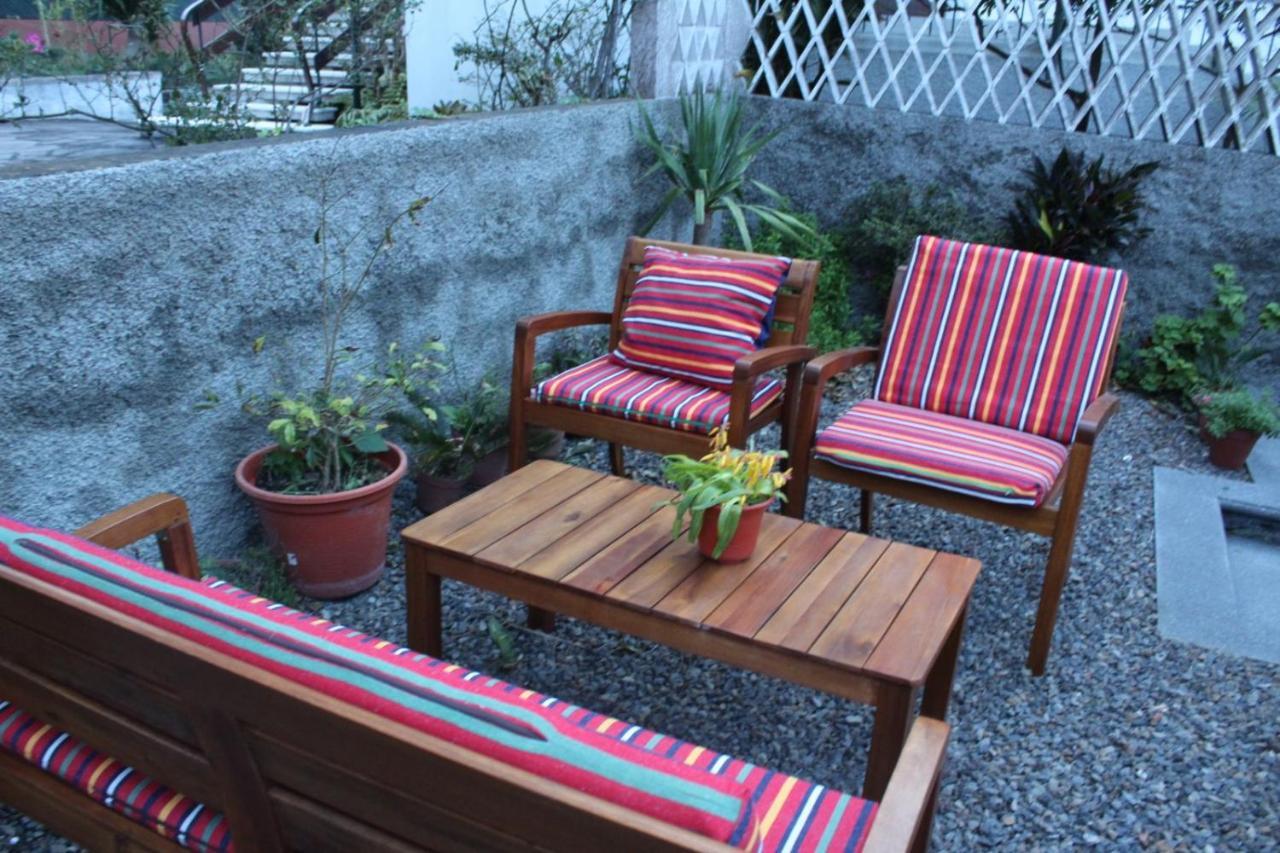 Cottage Quinze, Contemporary Designed Cottage With Swimming Pool 蓬塔德尔加达 外观 照片