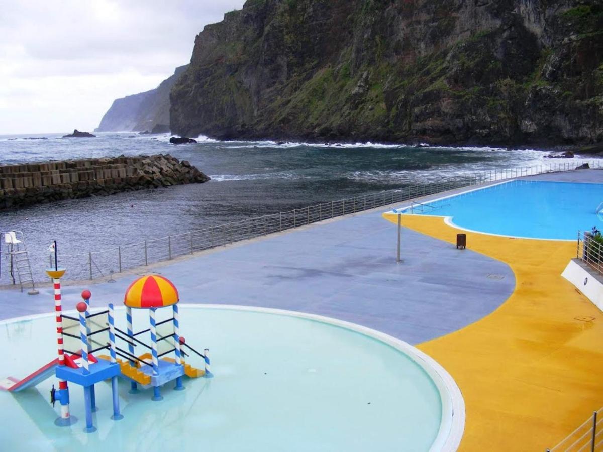 Cottage Quinze, Contemporary Designed Cottage With Swimming Pool 蓬塔德尔加达 外观 照片