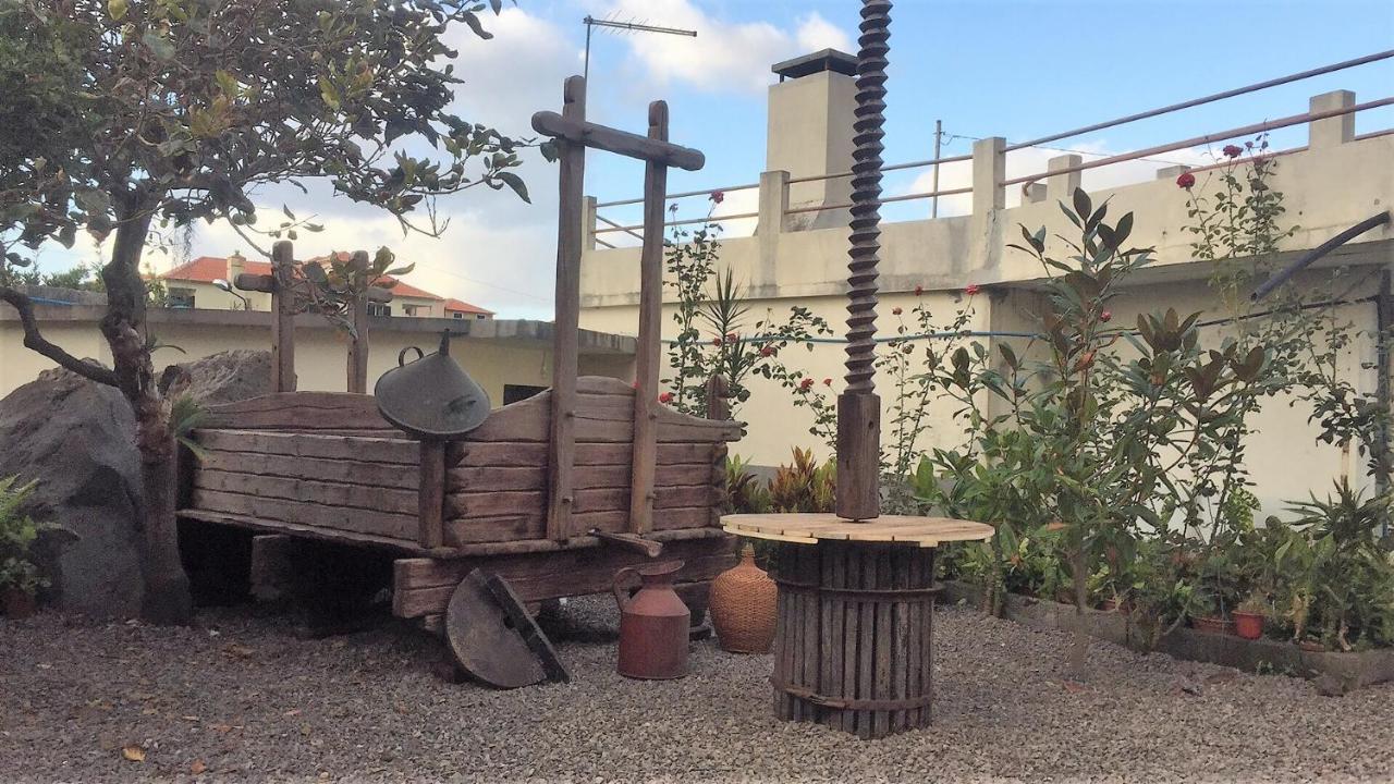 Cottage Quinze, Contemporary Designed Cottage With Swimming Pool 蓬塔德尔加达 外观 照片