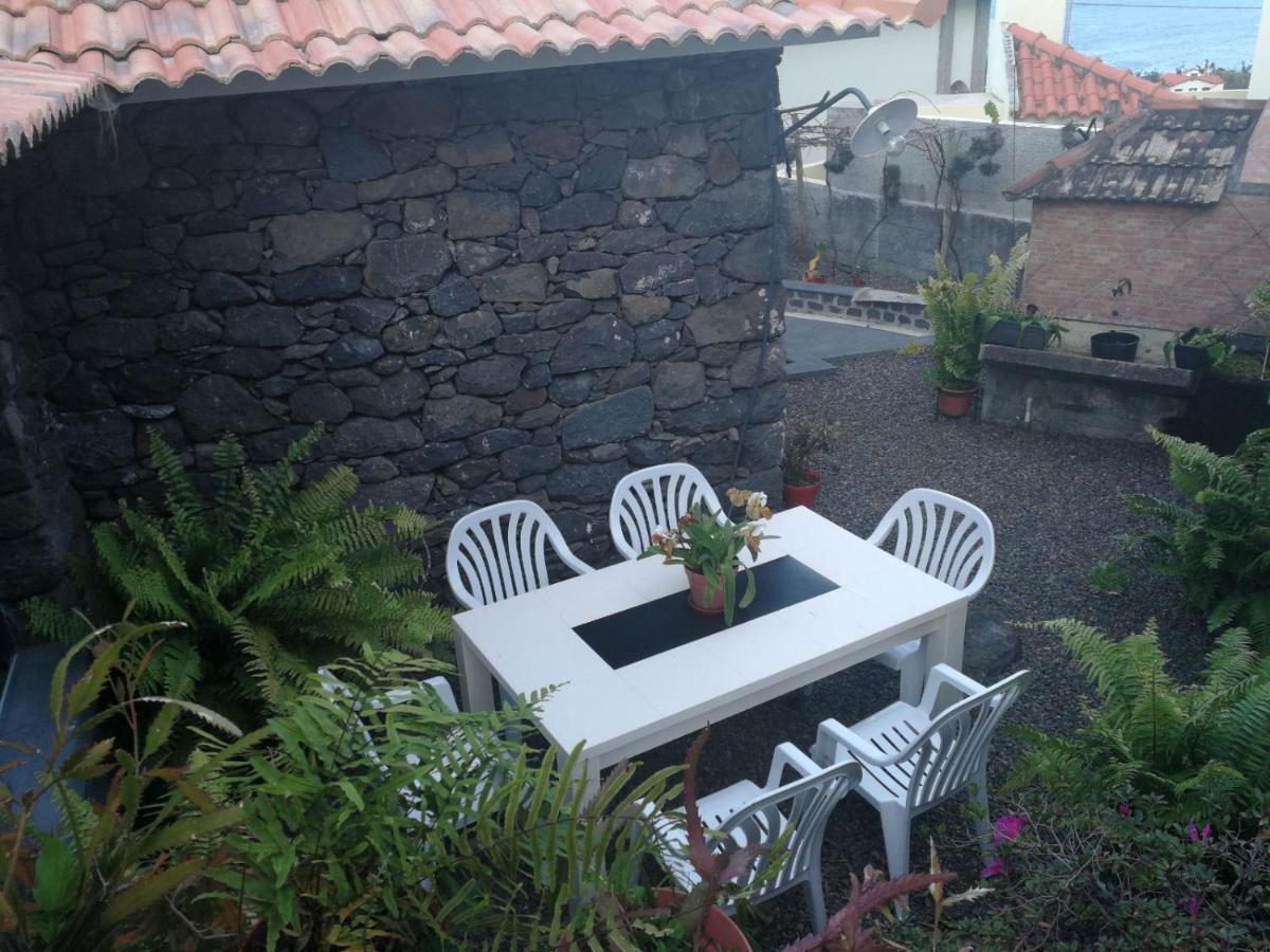 Cottage Quinze, Contemporary Designed Cottage With Swimming Pool 蓬塔德尔加达 外观 照片